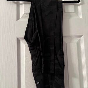 Lululemon Black Camouflage Leggings